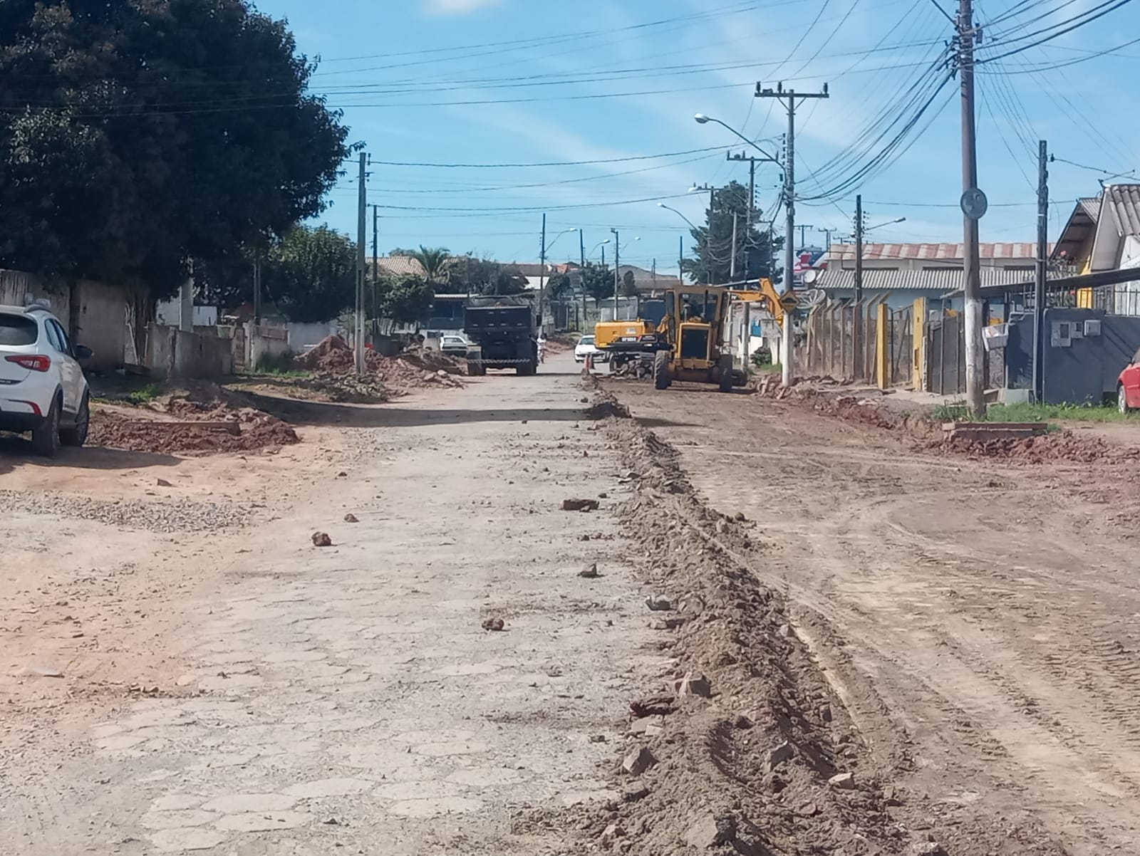 Prefeitura de Lages Manoel Antunes Pessoa está sendo preparada para asfaltamento