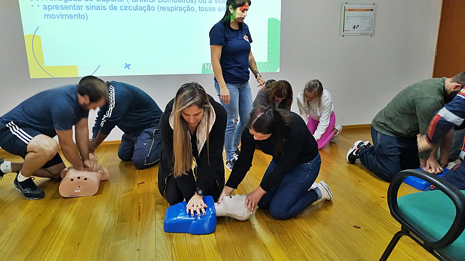 Prefeitura de Lages Primeiros-socorros na escola: capacitação permanente 