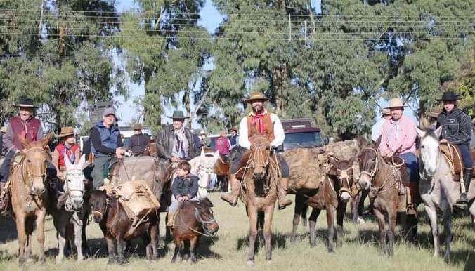 Prefeitura de Lages Cavalgada do Pinhão  supera expectativa com 400 cavaleiros