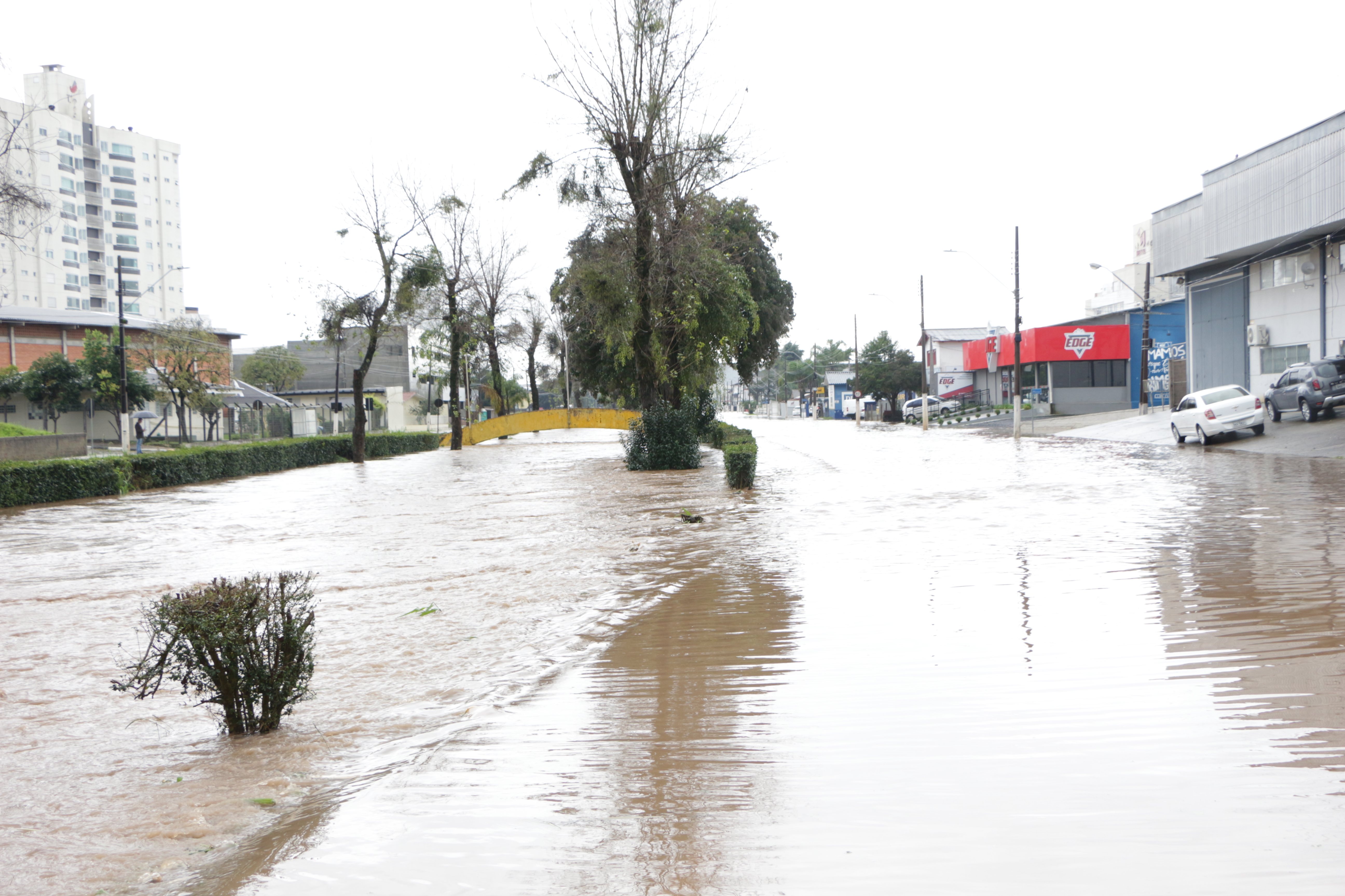 Prefeitura de Lages Defesa Civil monitora áreas afetadas por chuvas contínuas 