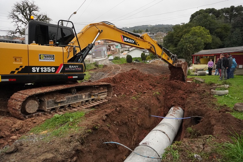 Prefeitura de Lages Iniciam as obras de asfaltamento da rua Lucimar Ribeiro de Moraes