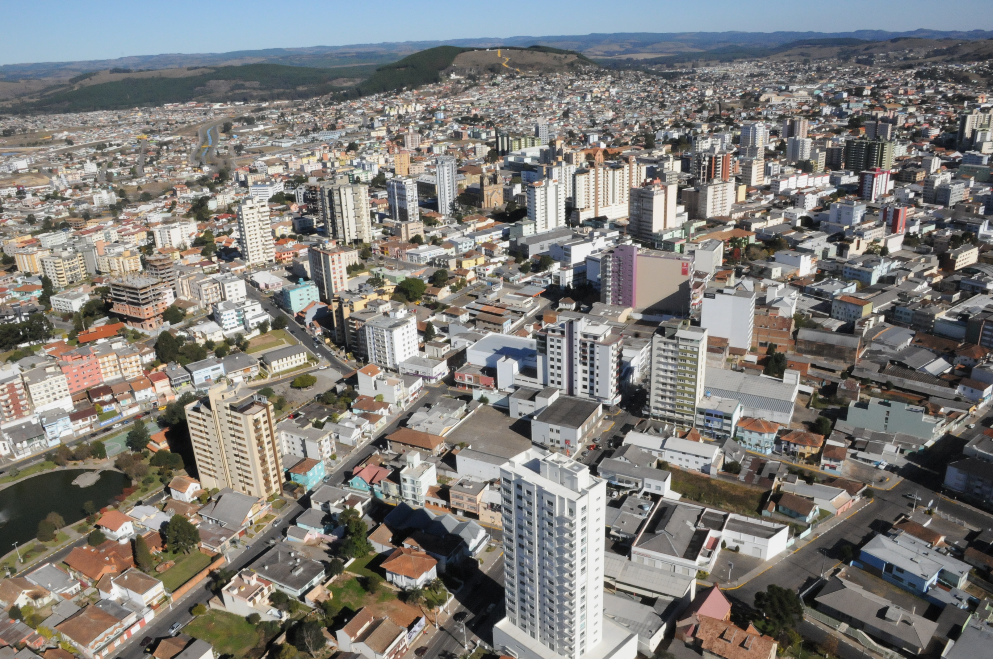 Prefeitura de Lages Lei Complementar sobre regularização de edificações em Lages é sancionada