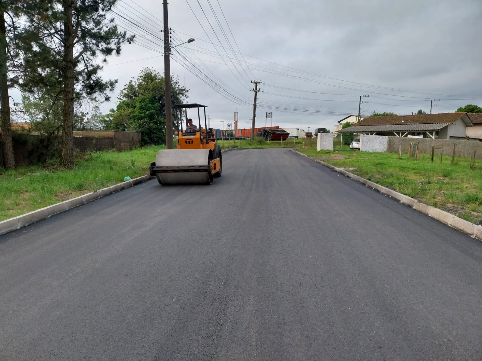 Prefeitura de Lages Concluído asfaltamento da rua Heliodoro Muniz