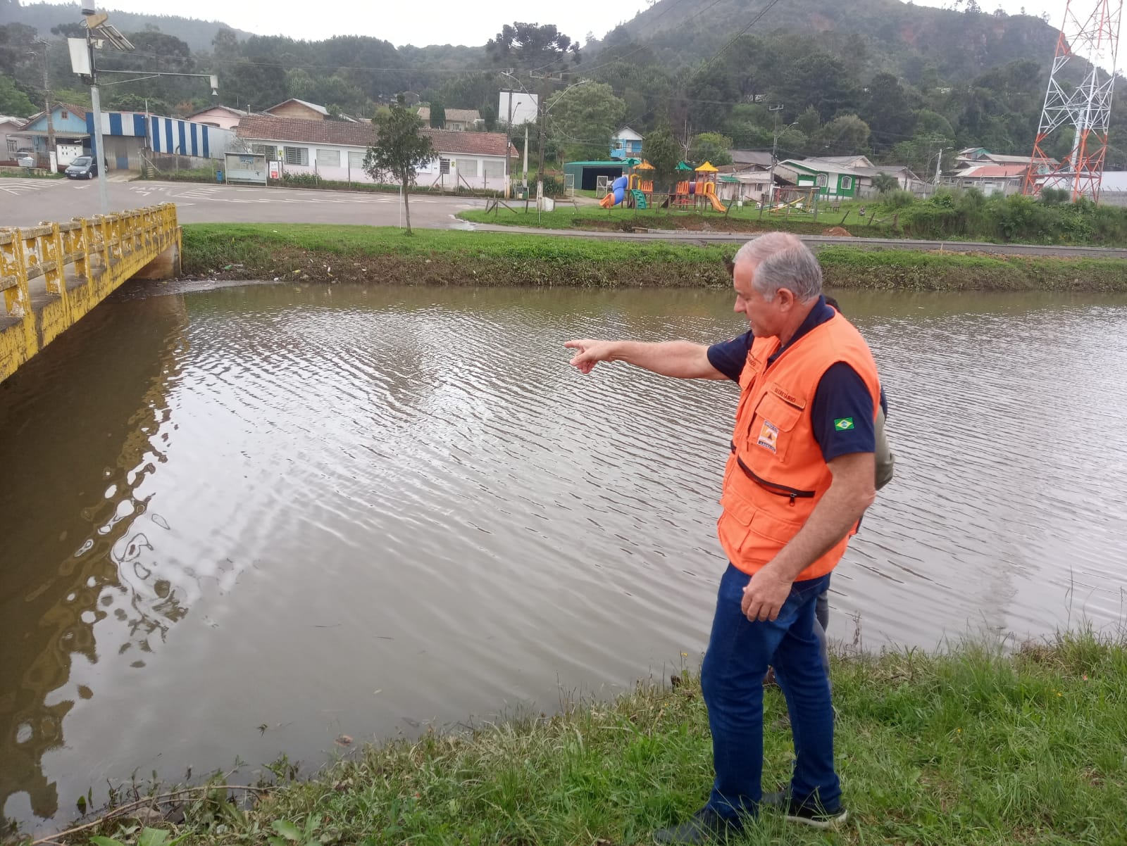 Prefeitura de Lages Previsão é de que em três dias ocorra o equivalente a um mês de chuvas