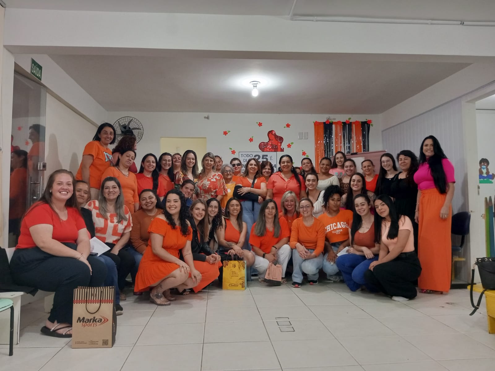 Prefeitura de Lages Dia Laranja debate sobre o fim da violência contra mulheres e meninas