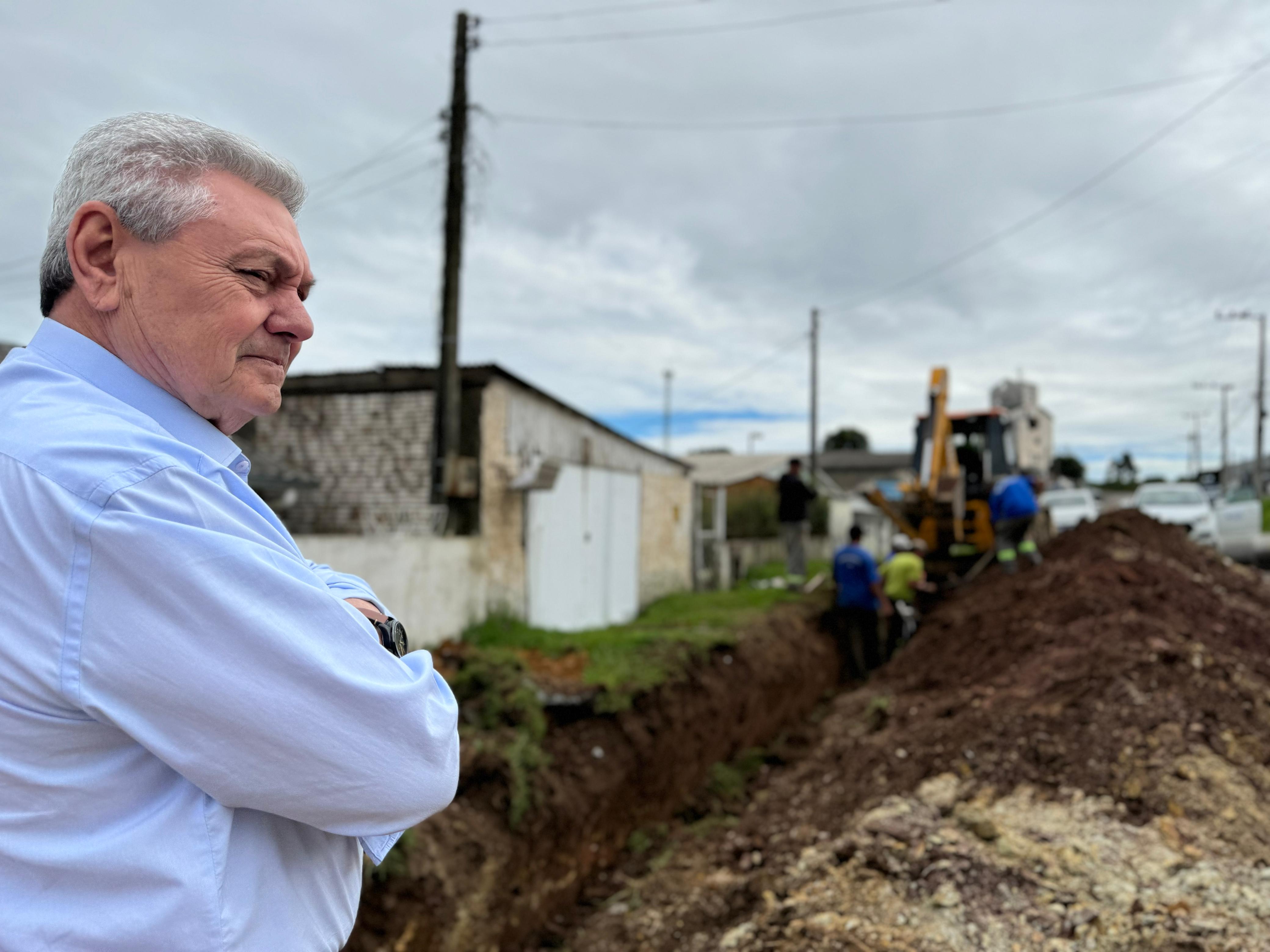 Prefeitura de Lages Moradores e comerciantes irão contar com asfalto em mais ruas do bairro São Pedro