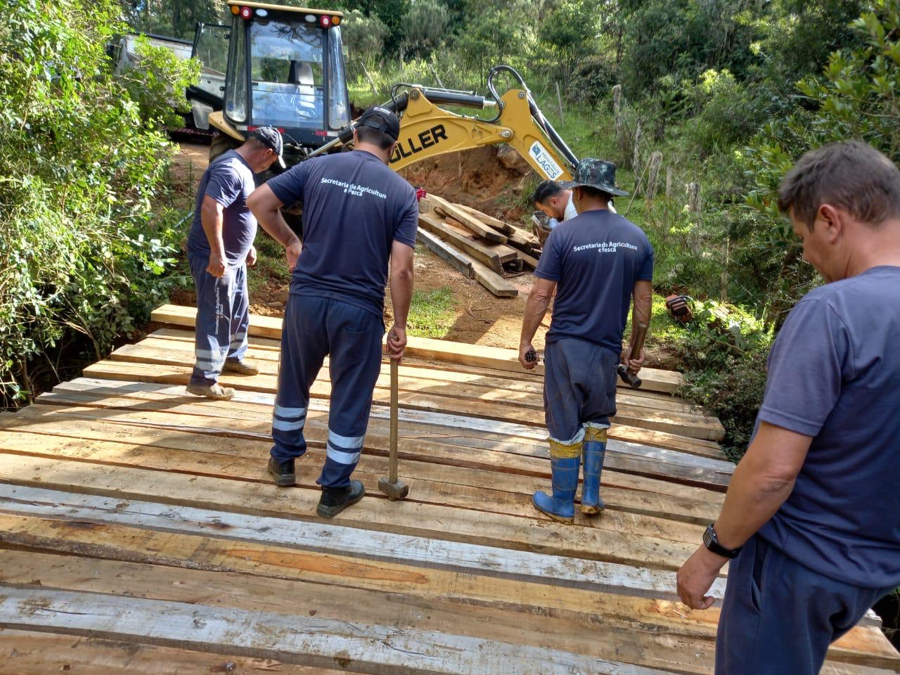 Prefeitura de Lages Moradores, agricultores e pecuaristas da localidade Caetano Verza ganham ponte totalmente nova