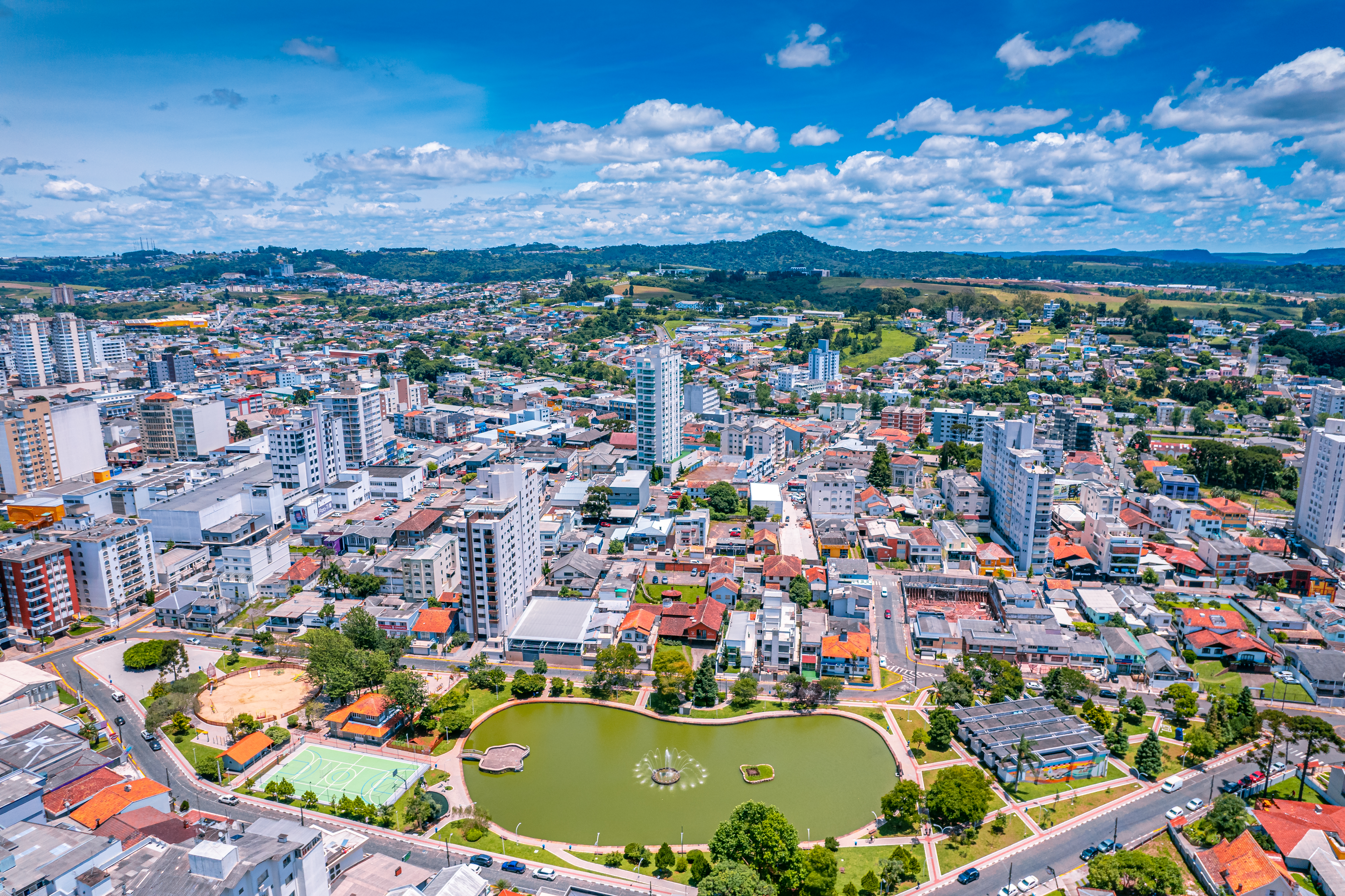 Prefeitura de Lages Tecnologia reduz em 2.800 horas o tempo de espera para aprovação de projetos em Lages