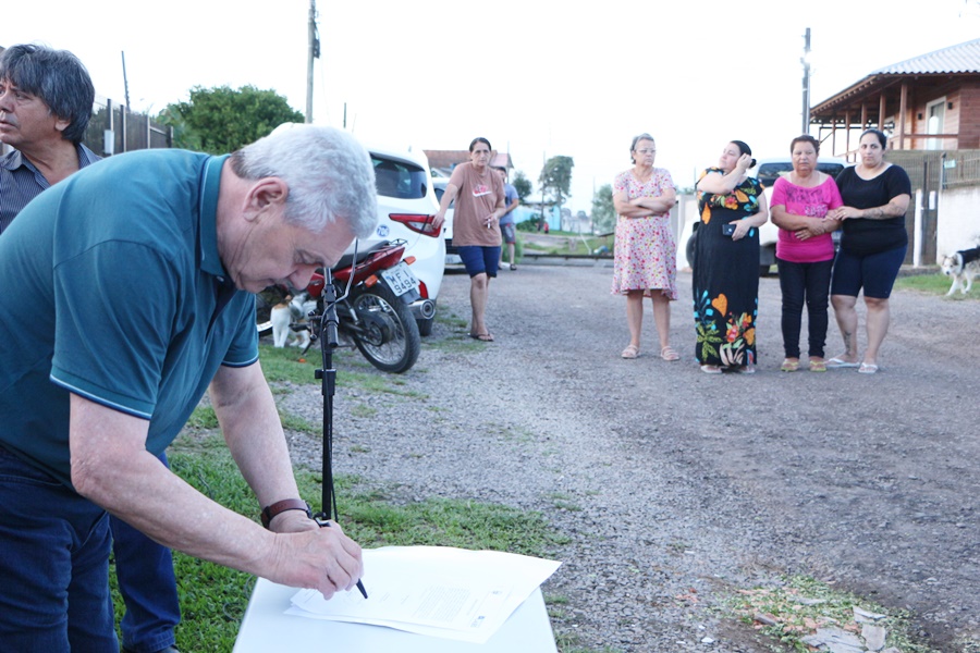 Prefeitura de Lages População habitante da rua Inácio de Alvarenga Peixoto, no bairro Várzea, será agraciada com asfaltamento da via