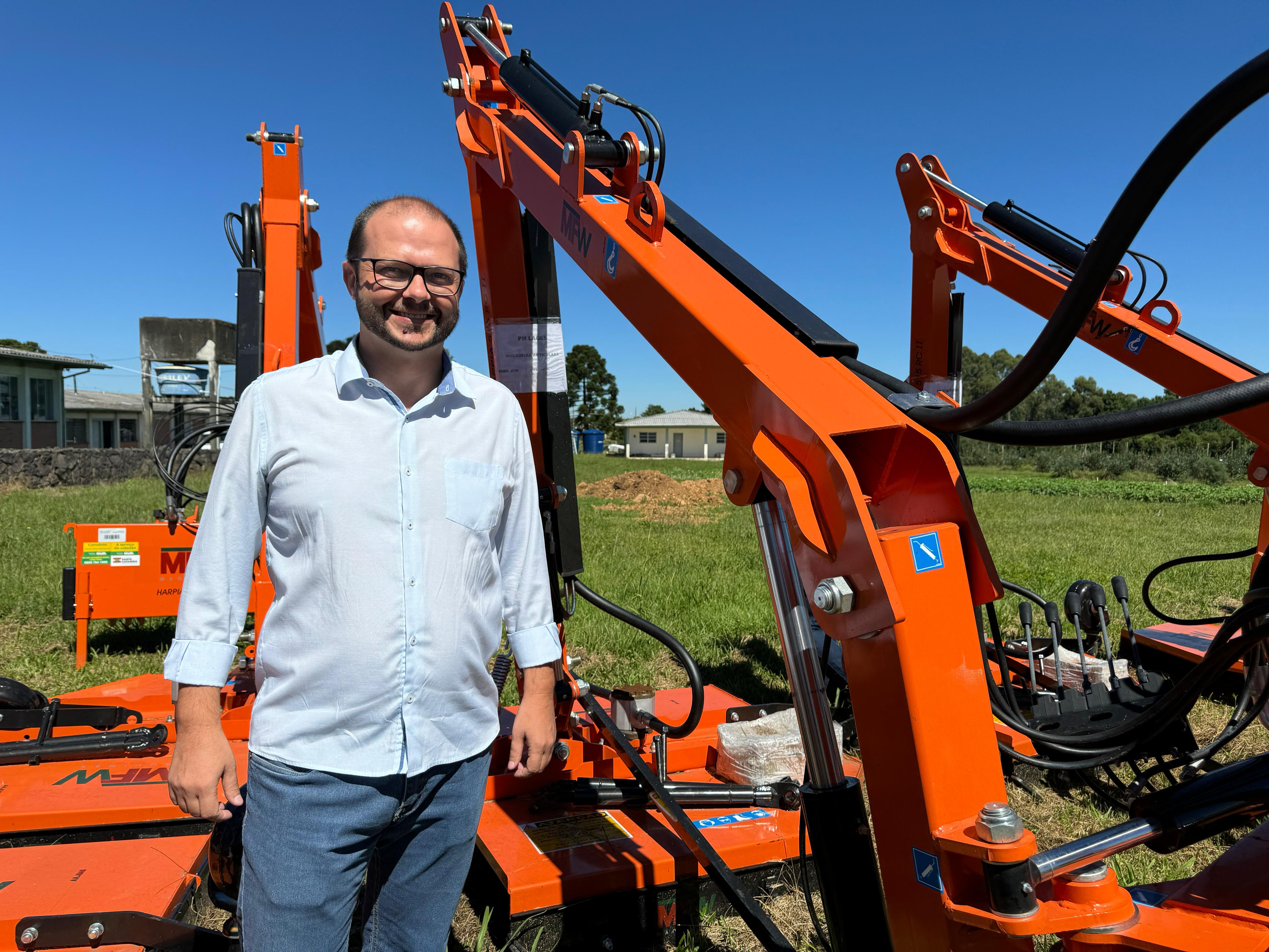 Prefeitura de Lages Lages recebe equipamentos agrícolas em evento promovido em São Joaquim