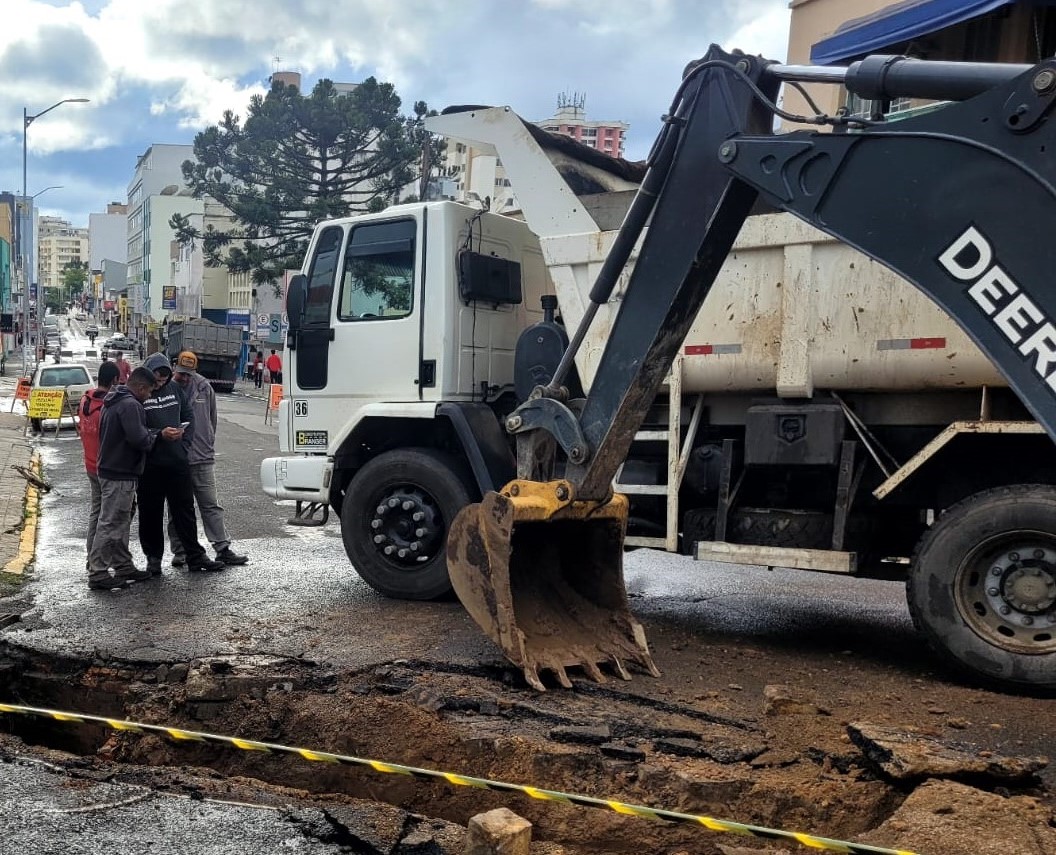 Prefeitura de Lages Trecho central da Marechal Floriano está sendo revitalizado