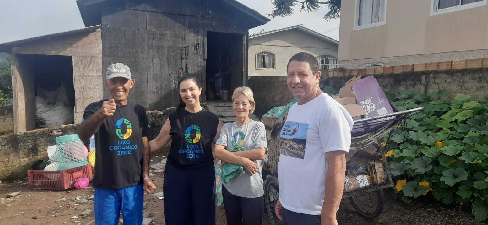 Prefeitura de Lages Projeto Saco Verde orienta famílias sobre a correta destinação dos resíduos orgânicos