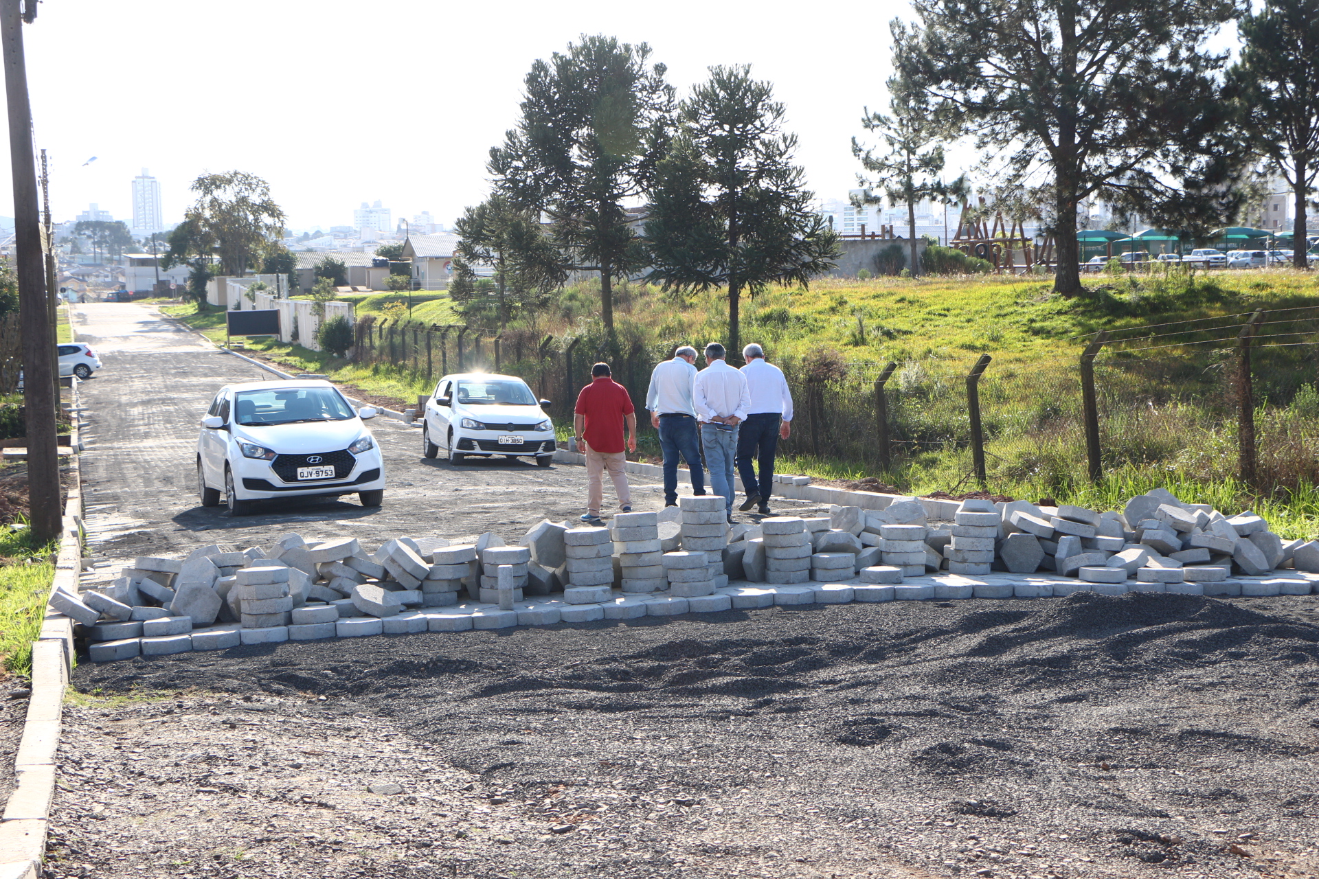 Prefeitura de Lages Ruas do Universitário estão sendo pavimentadas com lajota