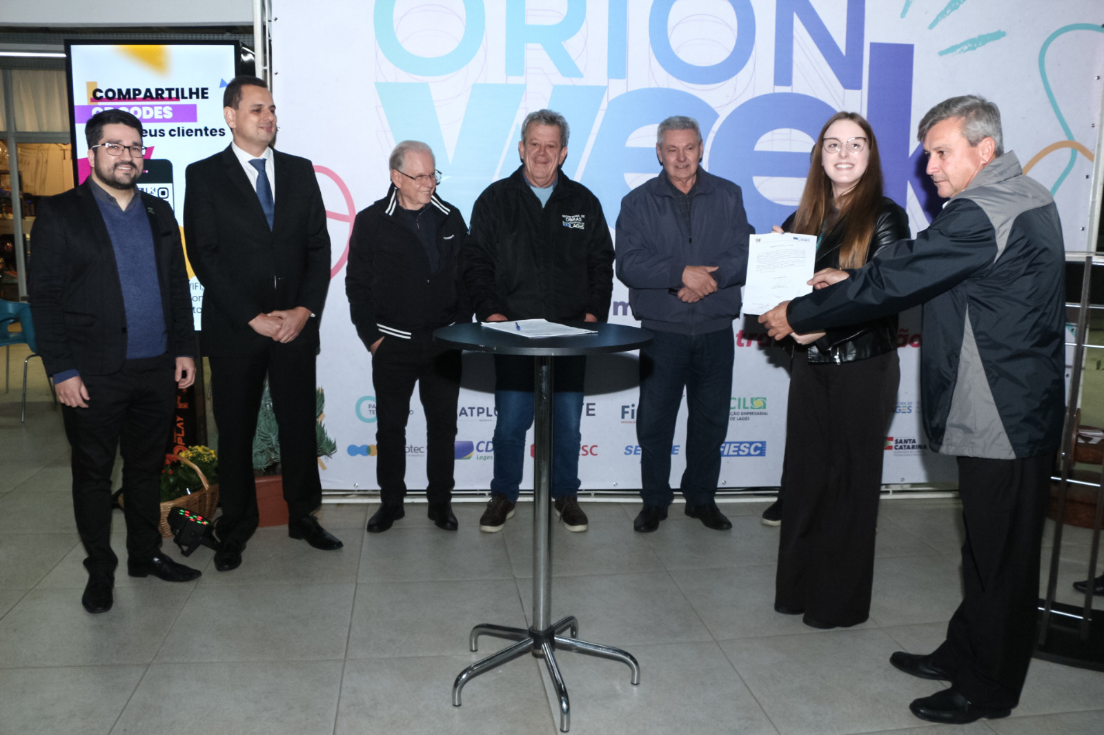 Prefeitura de Lages Assinada ordem de serviço para pavimentação das ruas do Loteamento Orion Parque