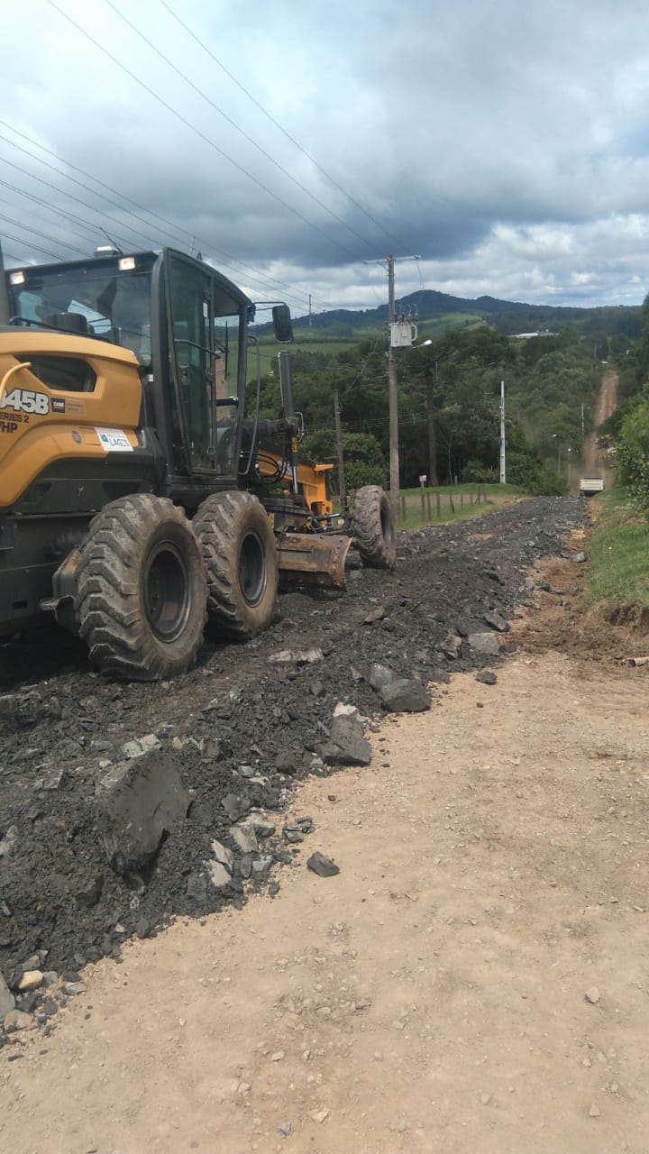 Prefeitura de Lages Força-tarefa da Secretaria de Obras está em seis bairros de Lages