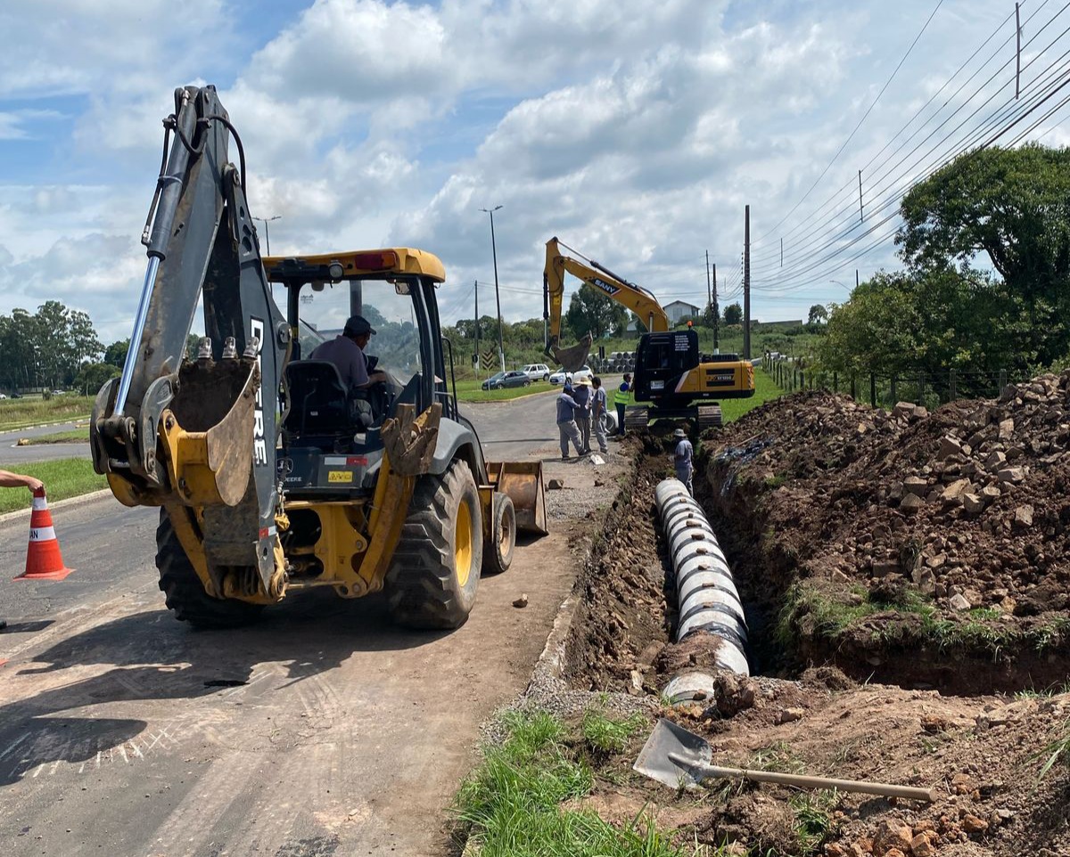 Prefeitura de Lages Obras na avenida Luiz de Camões entram em nova fase