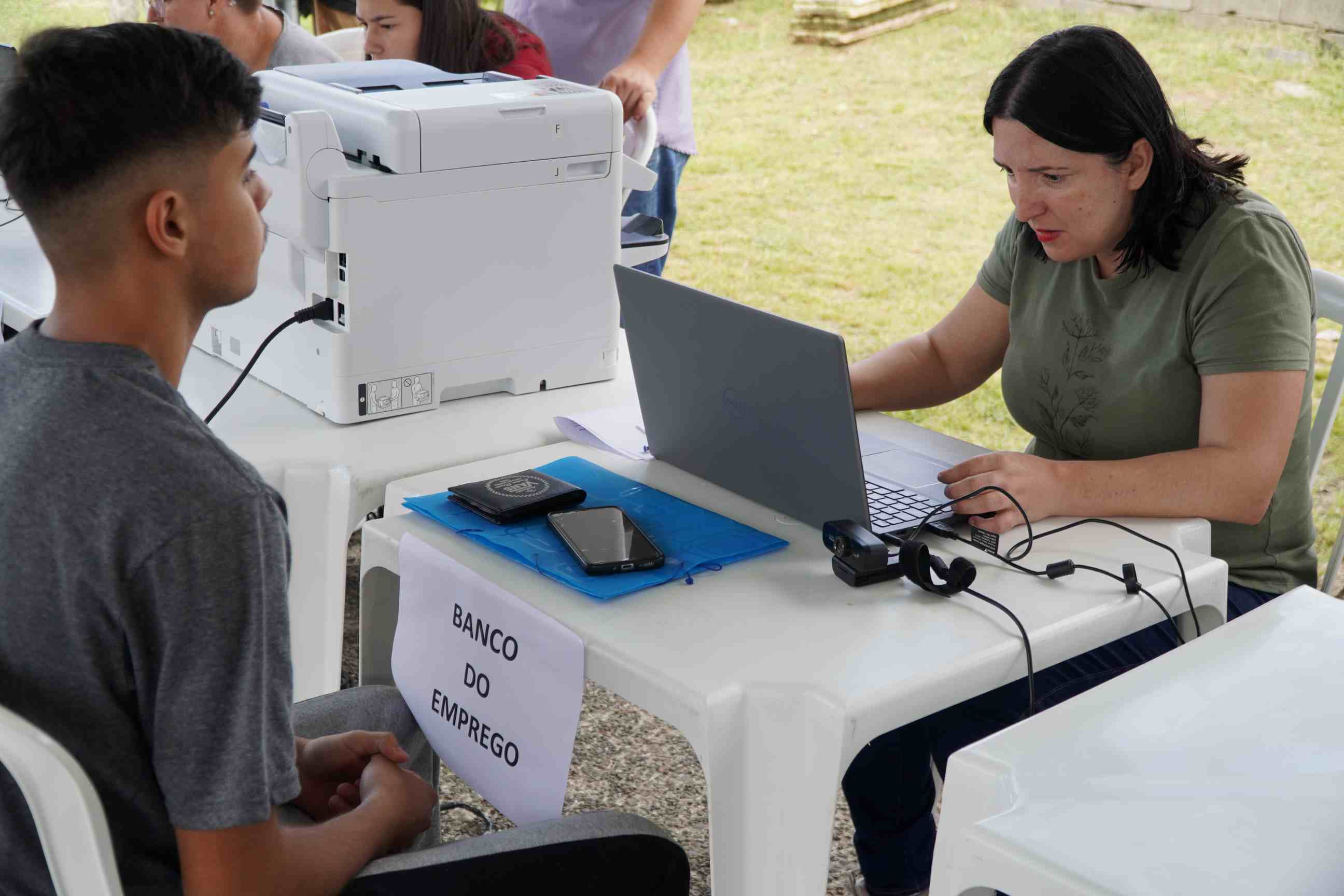 Prefeitura de Lages  Prefeitura de Lages oferece serviços gratuitos em ação comunitária no Santa Helena